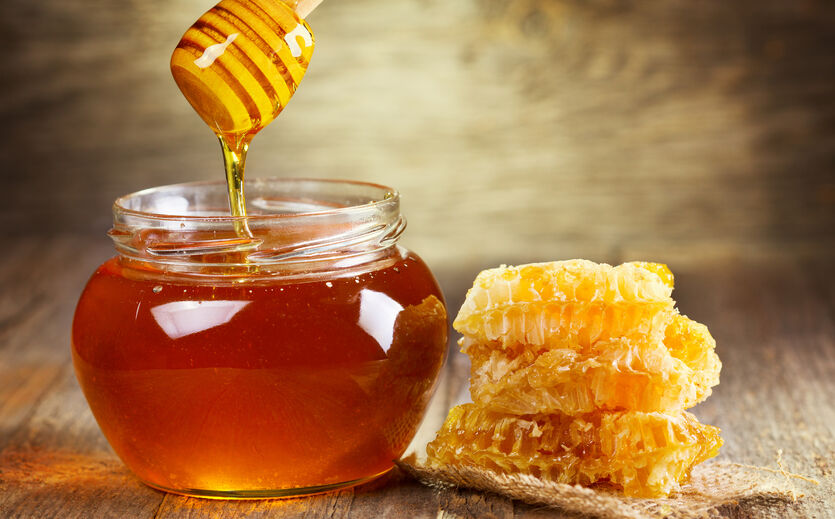 Artikelbild Imker ernten viel Honig